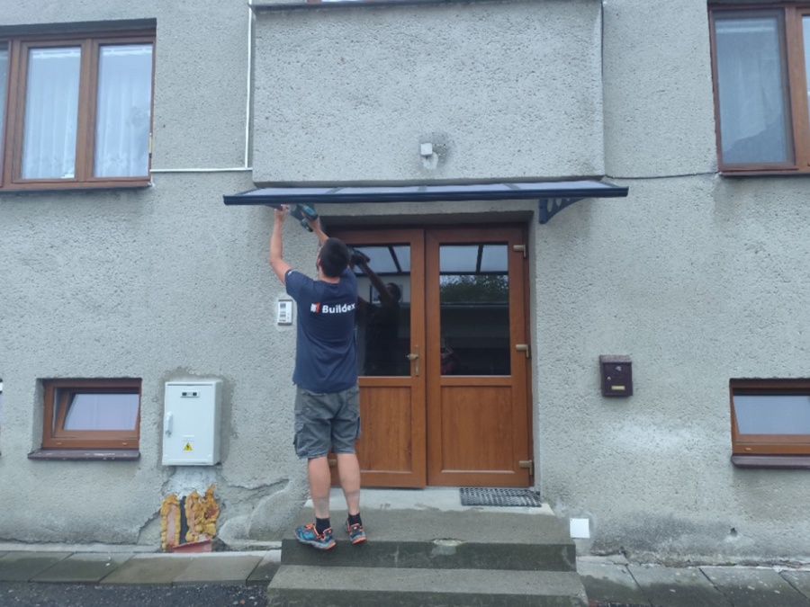 Pergolák, télikertek és előtetők telepítése