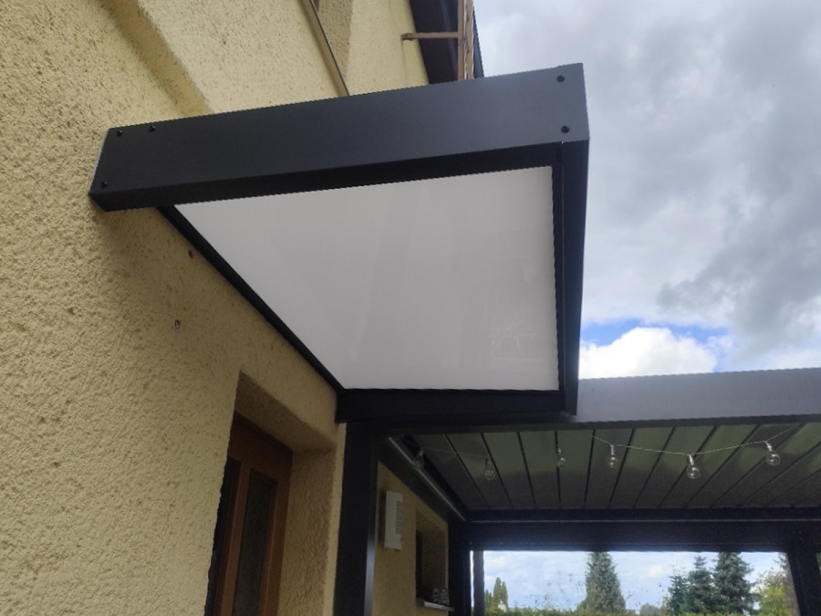 Pergolák, télikertek és előtetők telepítése