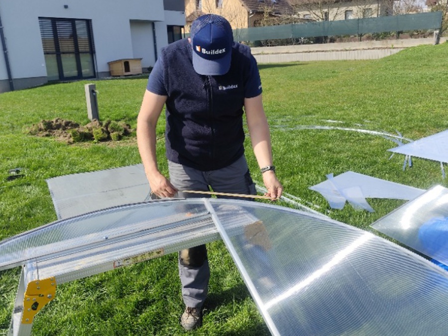 Üvegház összeszerelés