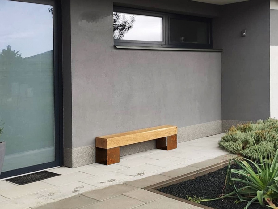 Lavice Bohemit Mr. Weasley