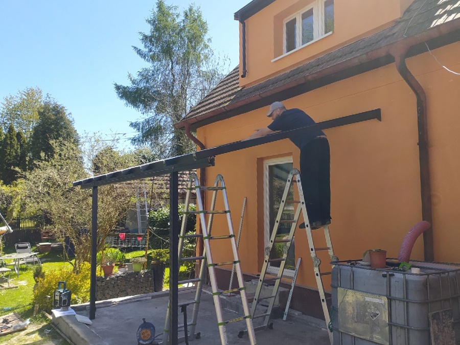 Montáže pergol, zimných záhrad a striešok