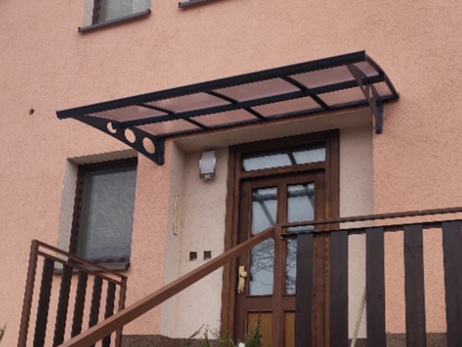 Montáže pergol, zimných záhrad a striešok