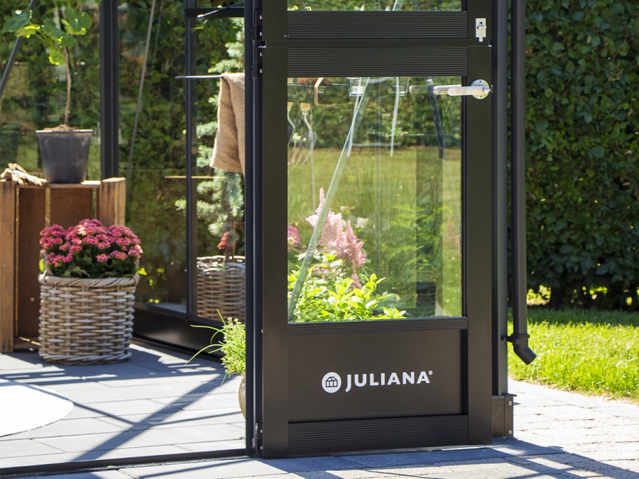 Pavilon / Oranžérie Juliana Oase