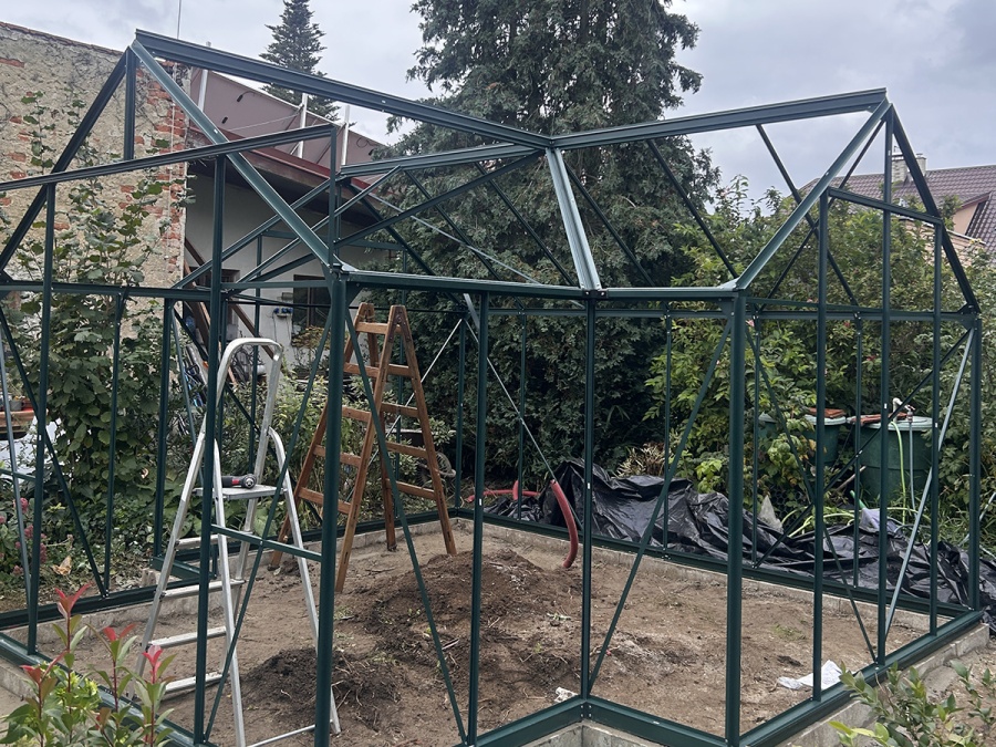 Montáže skleníkov