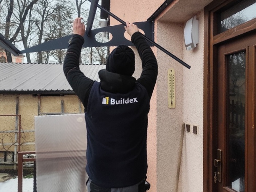 Montáže pergol, zimných záhrad a striešok