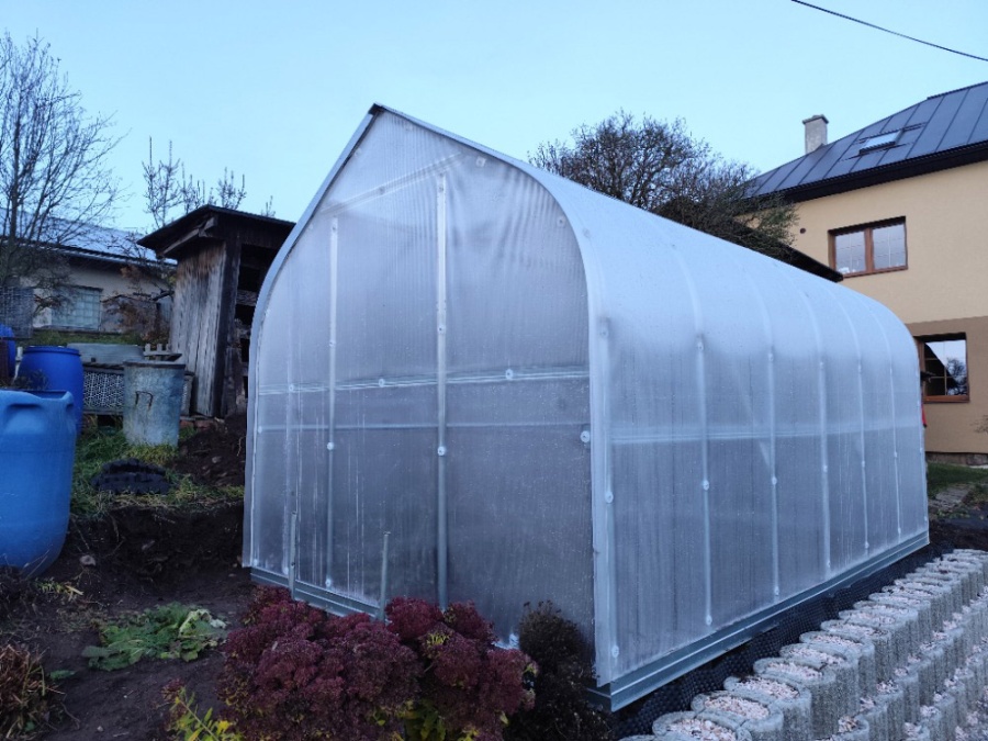 Montáže skleníkov