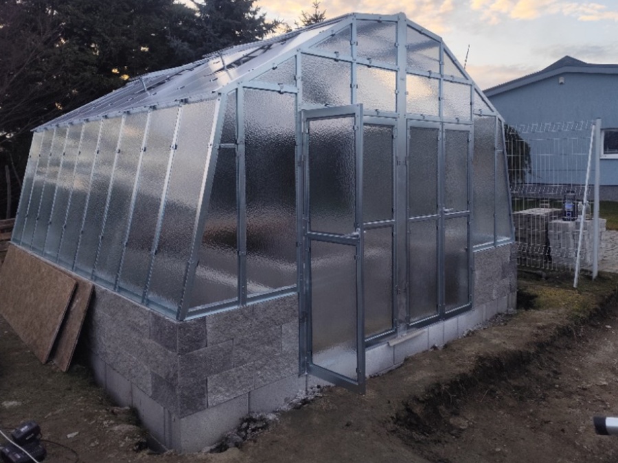 Montáže skleníkov