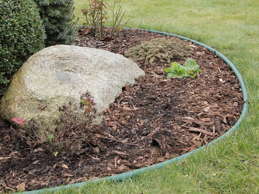 Neviditeľný obrubník Grate Garden Diamond