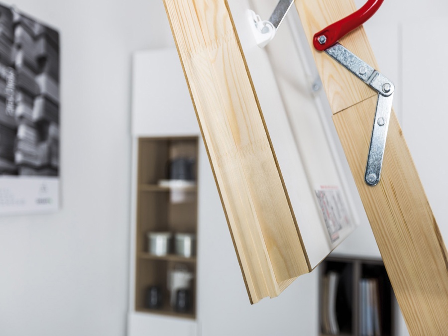 Skladacie podkrovné schody Fakro LWT PH