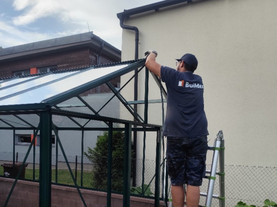 Üvegház összeszerelés