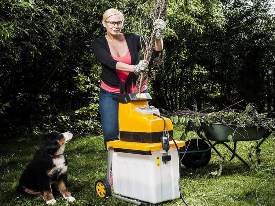 Drtič dřeva Riwall PRO RES 3044 B