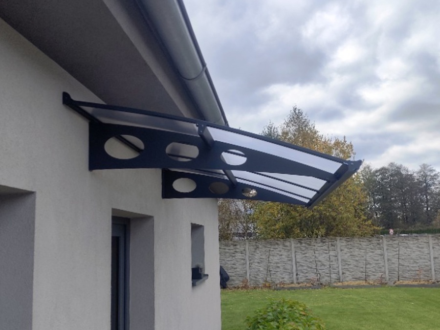 Montáže pergol, zimných záhrad a striešok