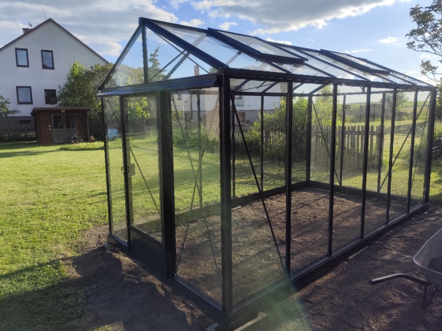 Üvegház összeszerelés