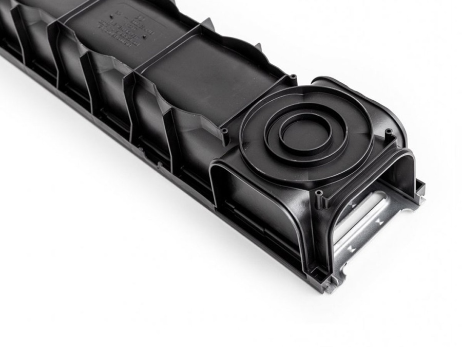 Plastový žlab s pozinkovanou mříží Gutta A15