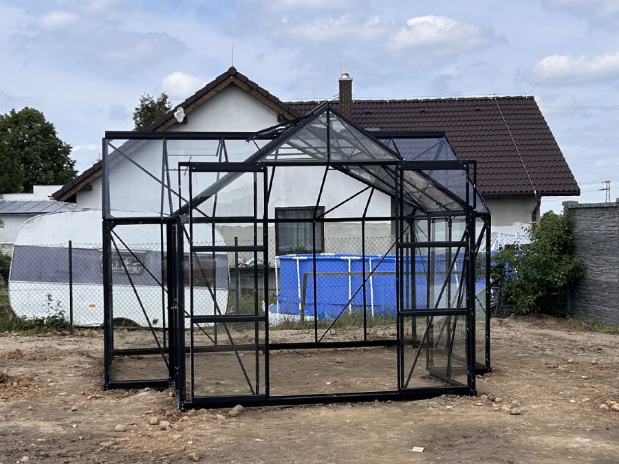 Montáže skleníkov