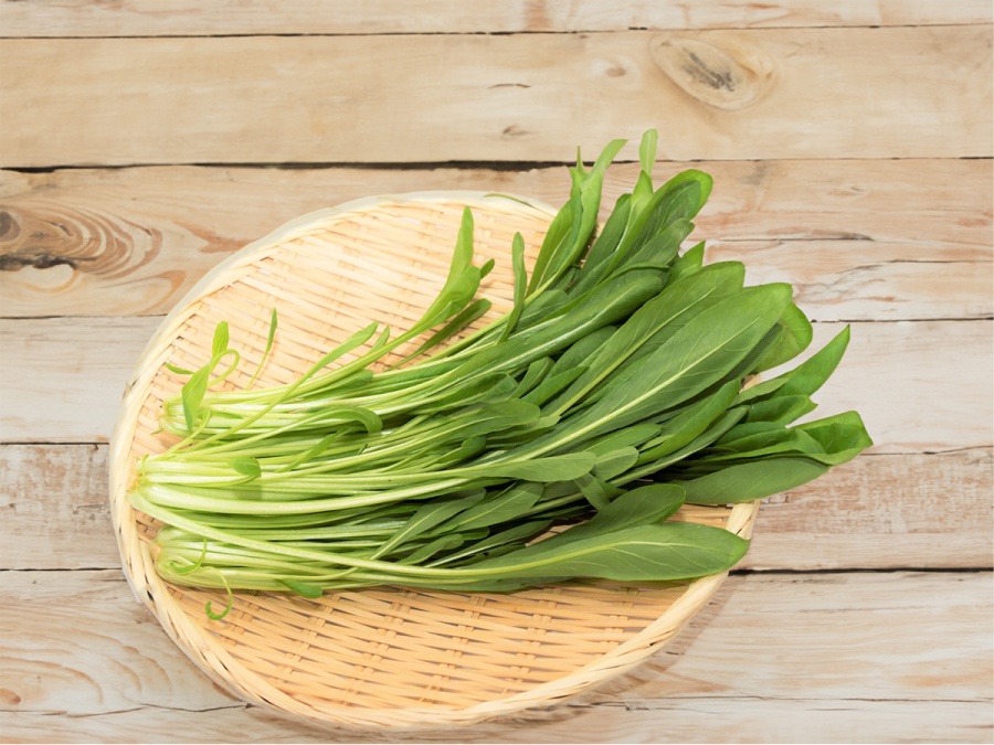 Zima? Nevadí! Co pěstovat ve skleníku na podzim?