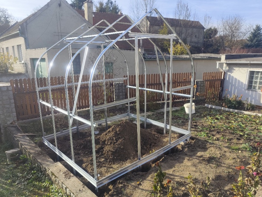 Montáže skleníkov